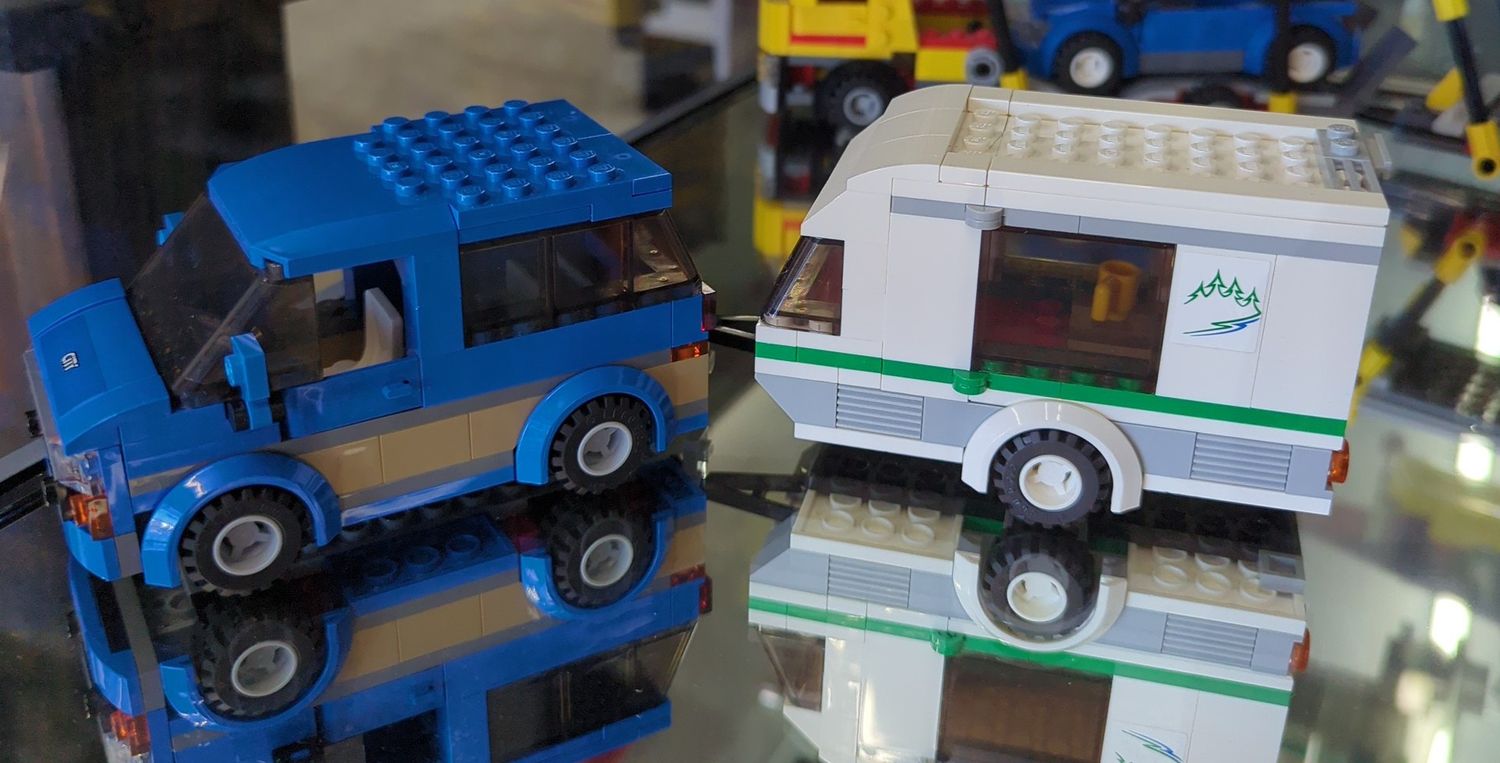 Lego City 60117 Van and Caravan (Used)