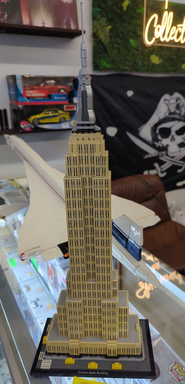 LEGO Architecture 21046 Empire State Building (Used)