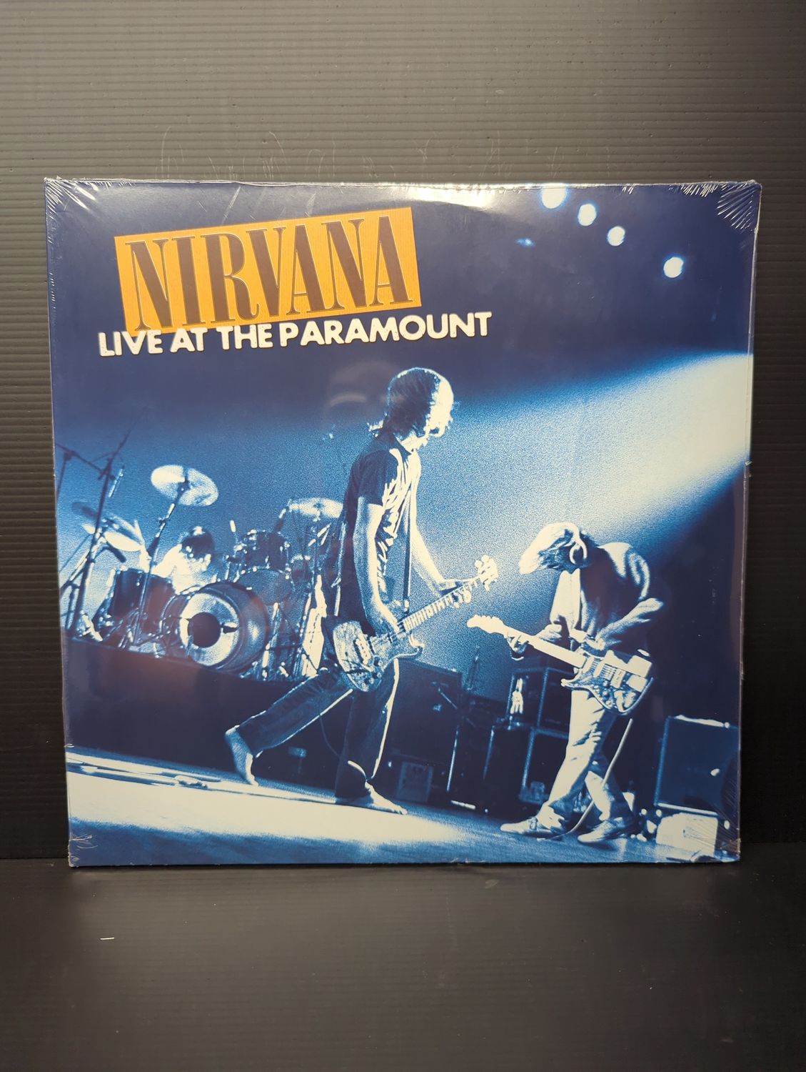 VINYL RECORD NIRVANA LIVE AT THE PARAMOUNT