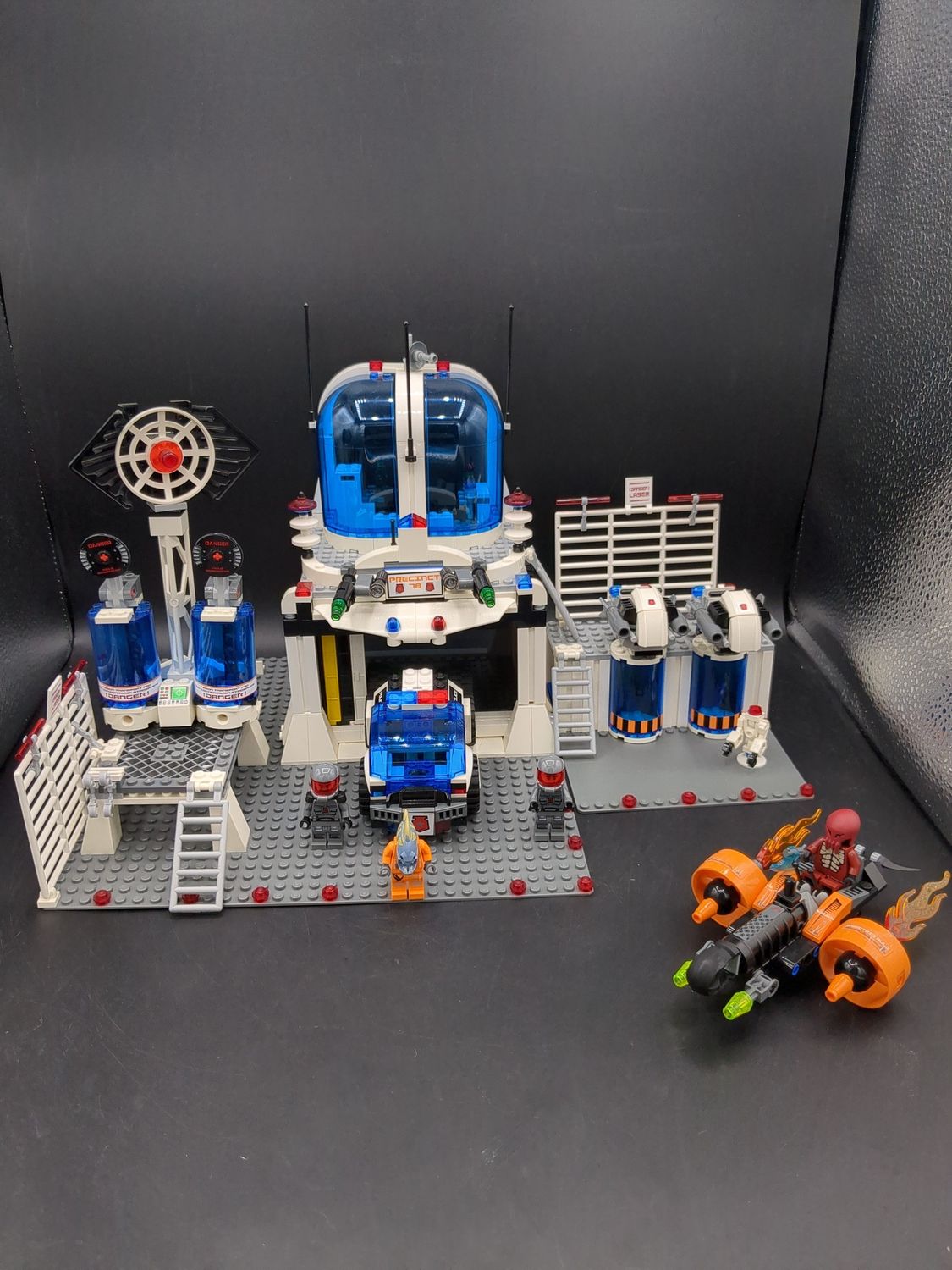 Lego 5985 Space Police Central