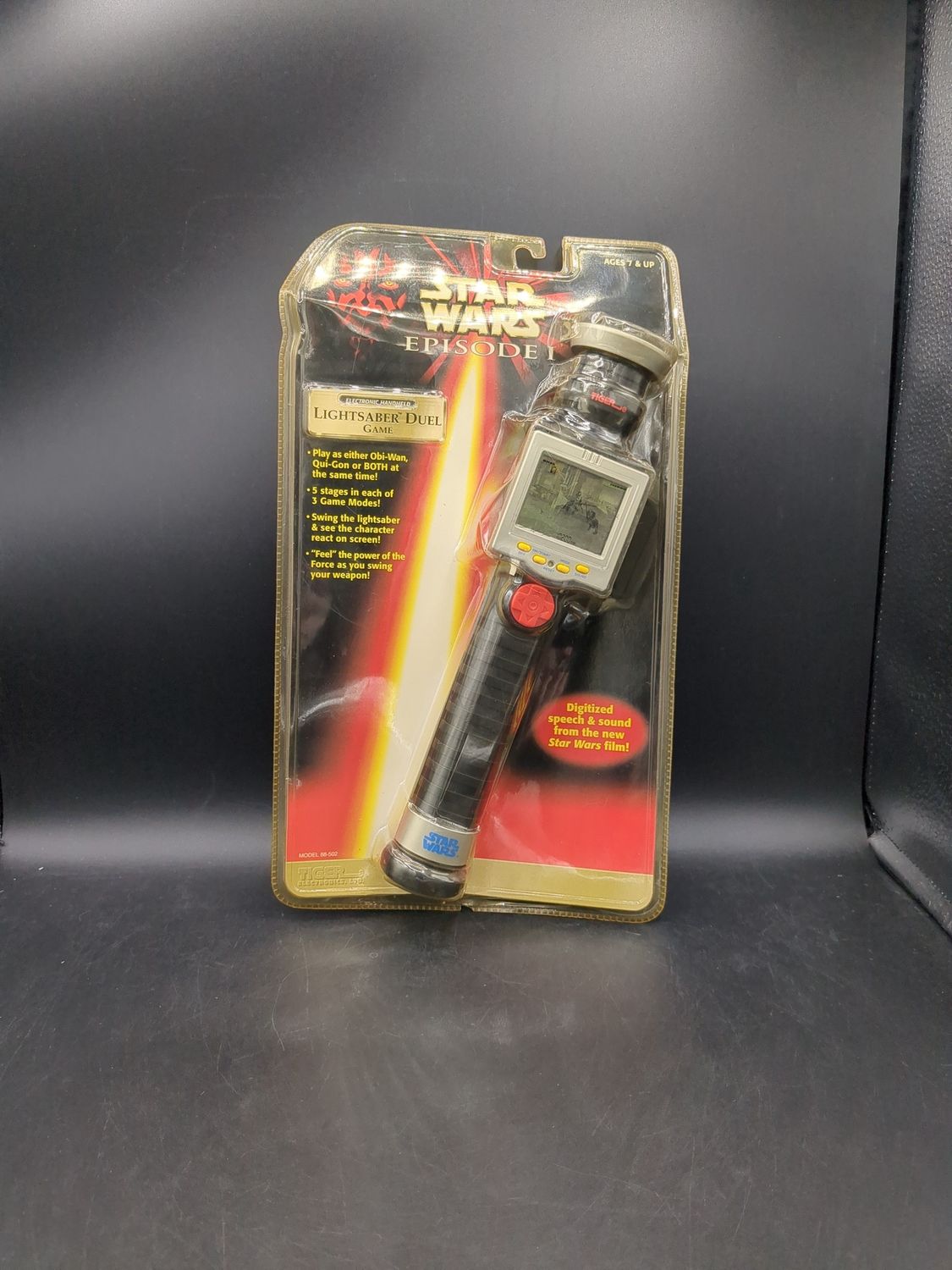 Star Wars Episode 1 Electronic Hand Held Lightsaber Duel Game
