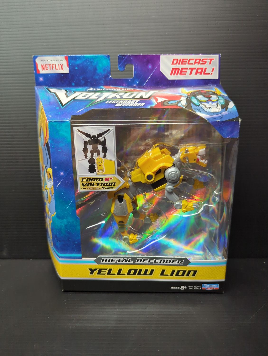 Voltron Metal Defender Yellow Lion Diecast Figure
