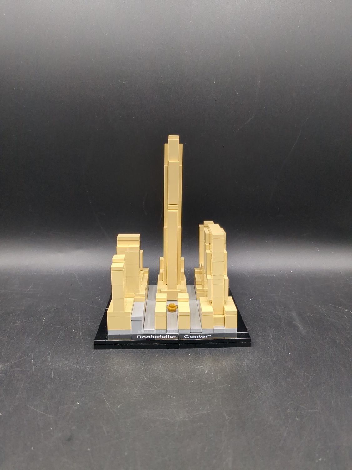 Lego 21007 Rockefeller Center (Used)