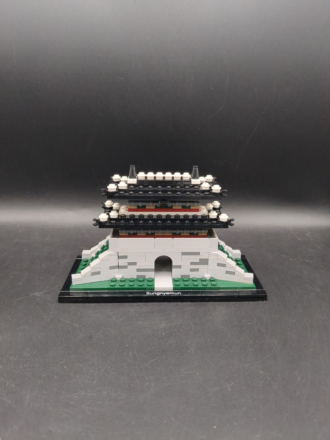 Lego 21016 Sungnyemun (Used)