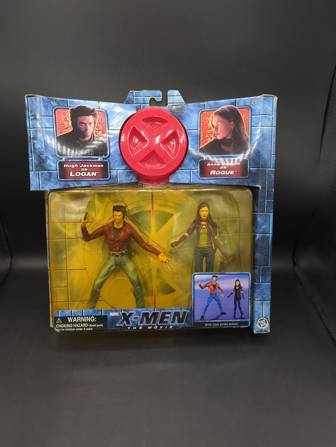 Toy Biz Marvel X-Men The Movie Logan and Rogue Figures 2000