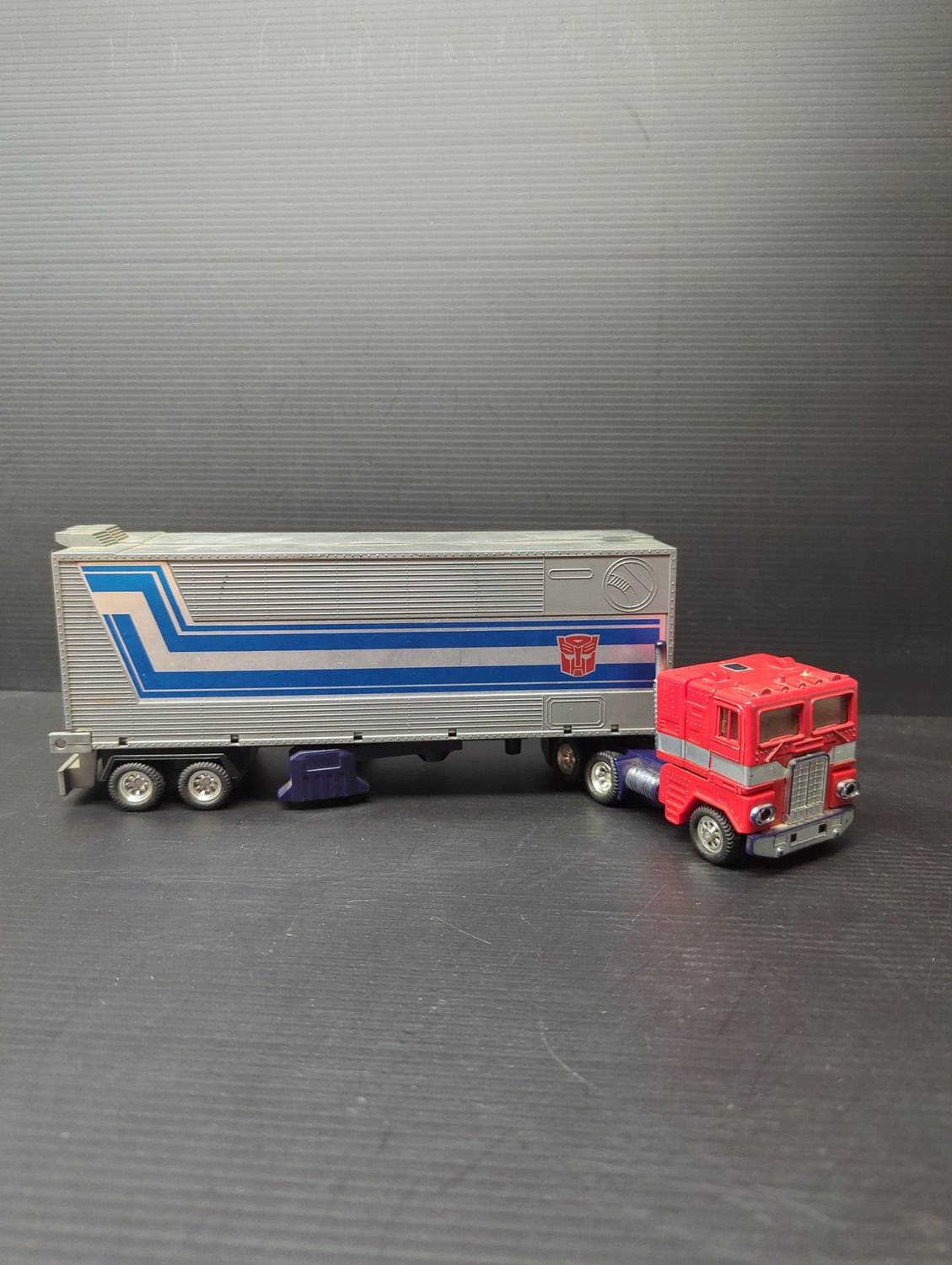 Transformers Generation 1 Optimus Prime 1982 Figure (Used) AS-IS