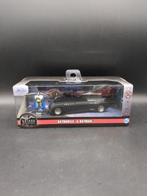 Jada Toys Die Cast DC Batmobile &amp; Batman Car