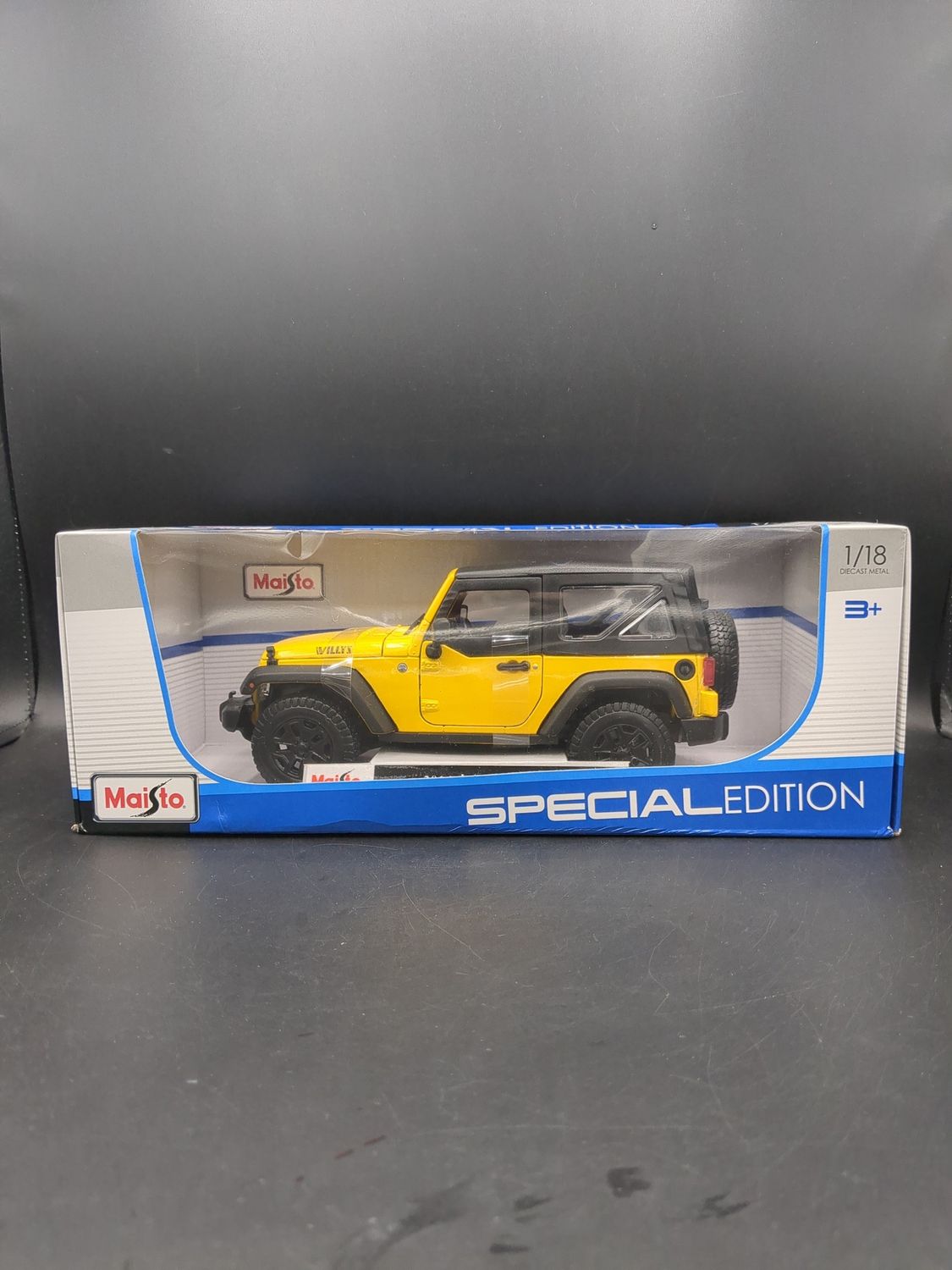 Maisto Special Edition 2014 Jeep Wrangler 1/18 Scale Die Cast Metal Car 2019
