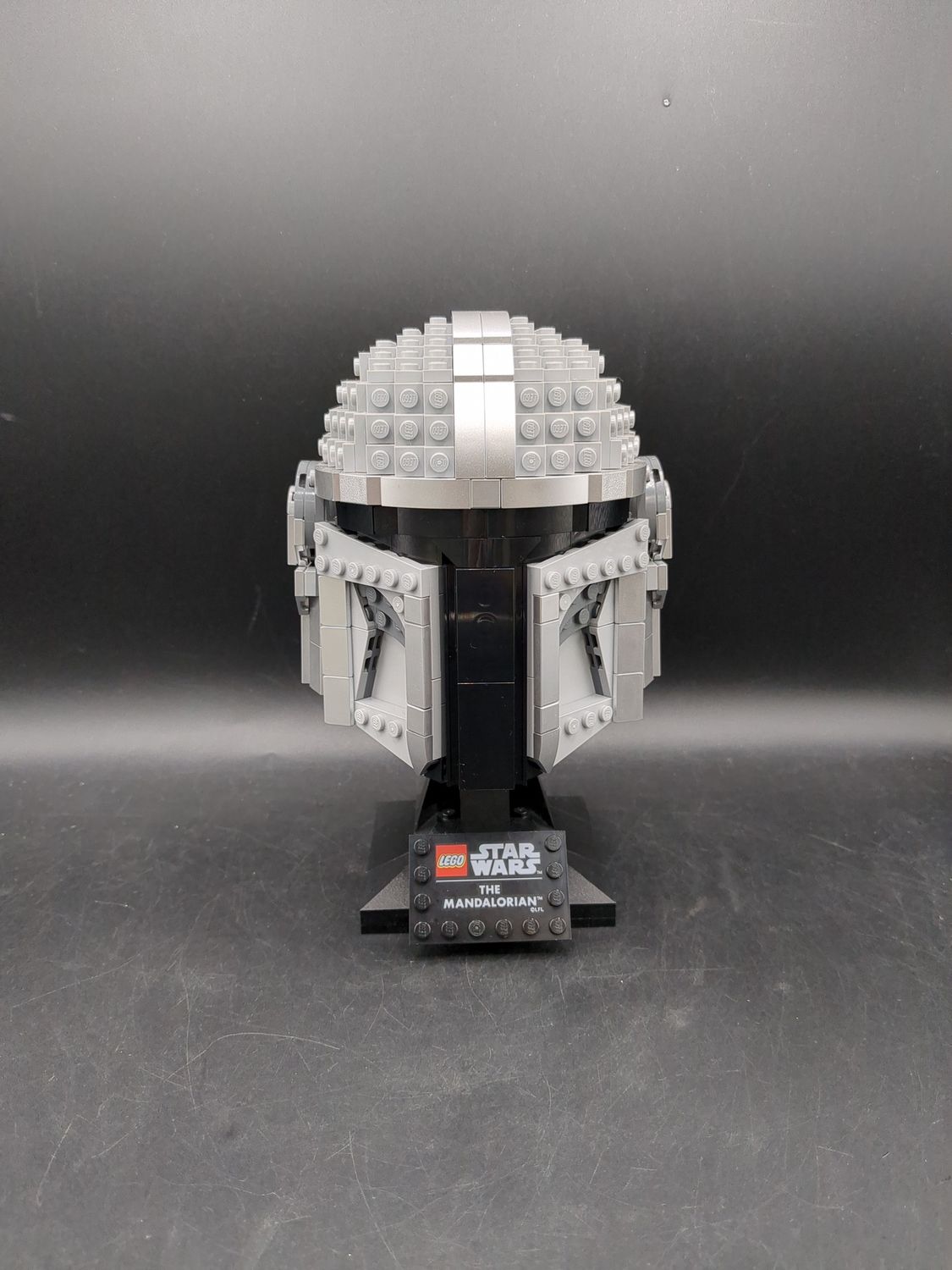 Lego Star Wars 75328 Mandalorian Helmet (Used)