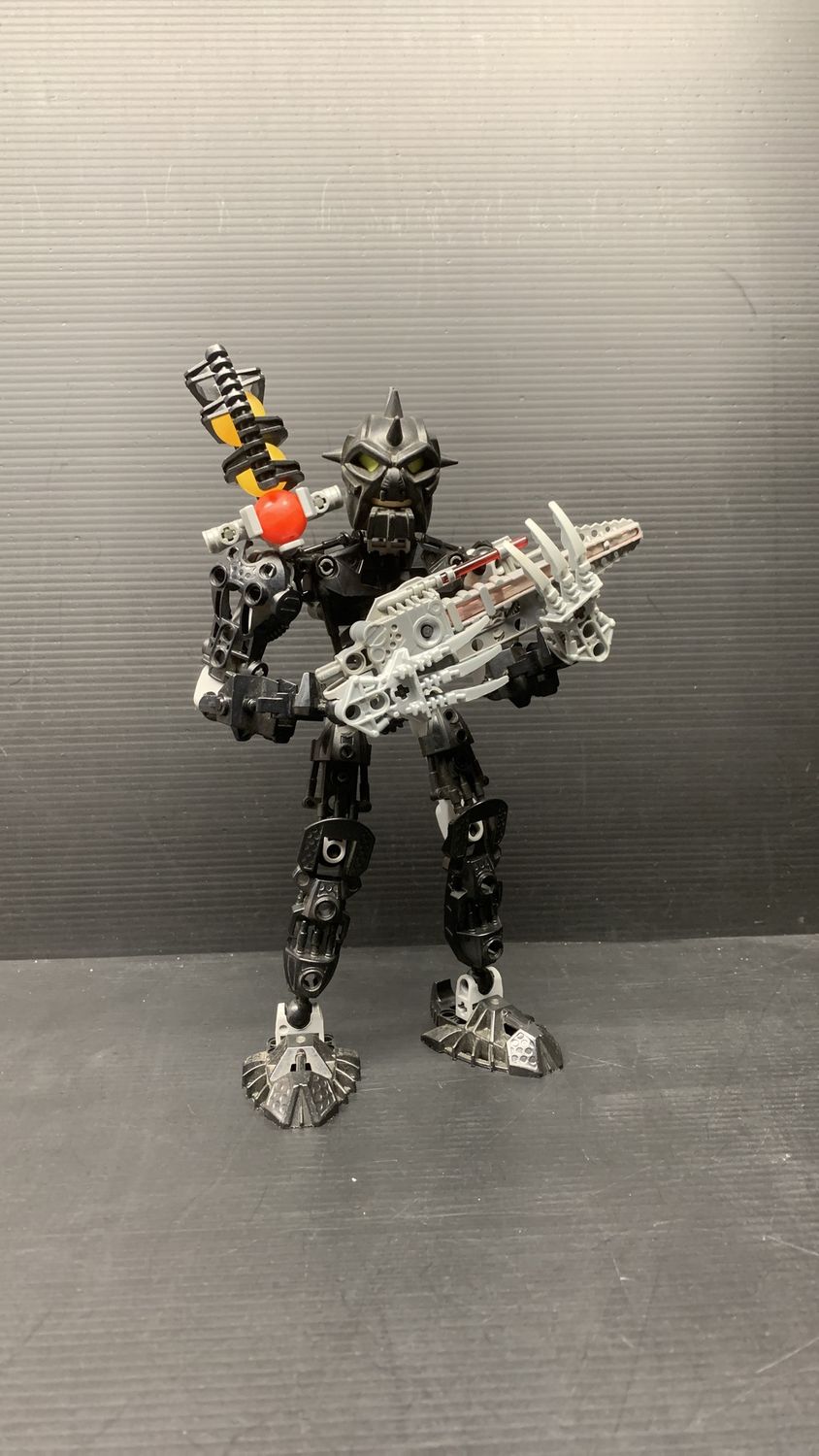 Lego 8729 Bionicle Toa Nuparu 2006 (used)