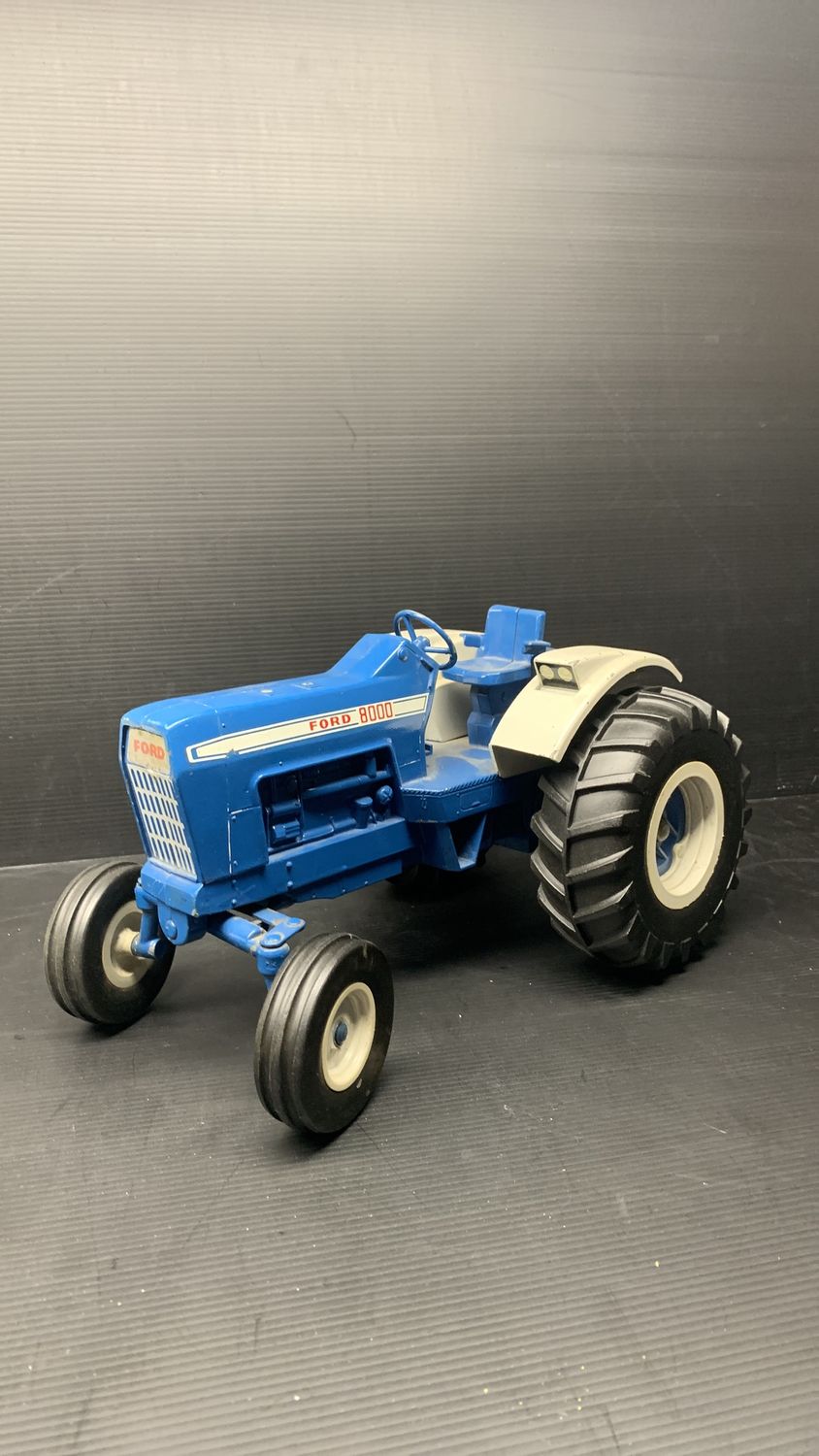 Vtg  Ertl 1/12 Scale Ford 8000 Blue &amp; Grey Farm  Tractor 3 Point (Used) 1968