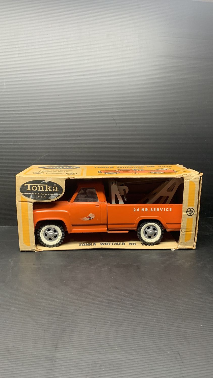 Tonka Vintage Pressed Steel AA  Service Wrecker Rare Orange Toy Truck (used) With Box 1960’s