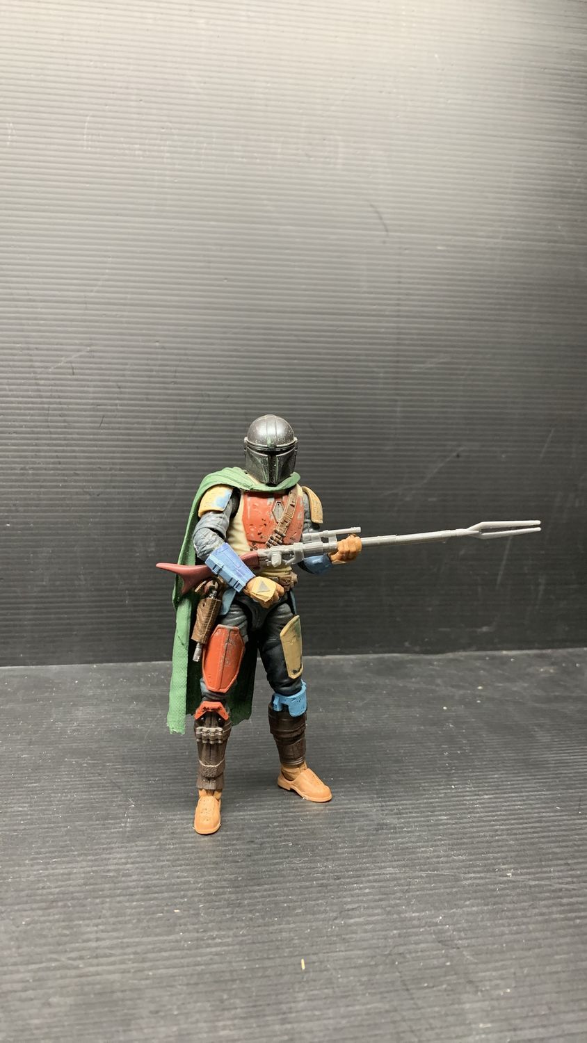 Hasbro Star Wars The Black Series Figure Credit Collection Mandalorian 2020 (used) Missing Imperial Credit