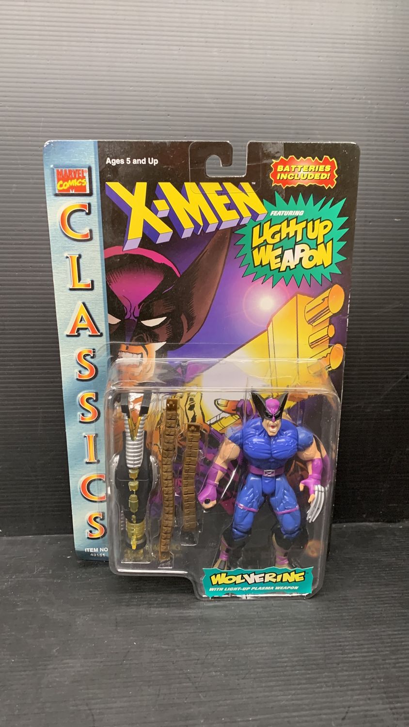 Toy Biz Marvel Comics Classics X-Men Wolverine Action Figure 1996
