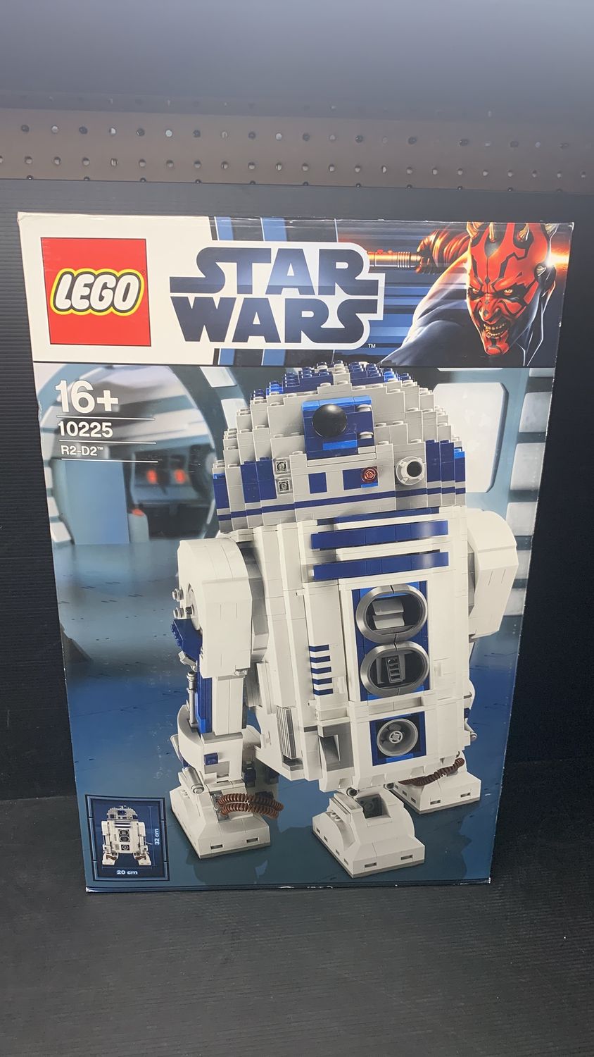 Lego 10225 Star Wars R2-D2 2012