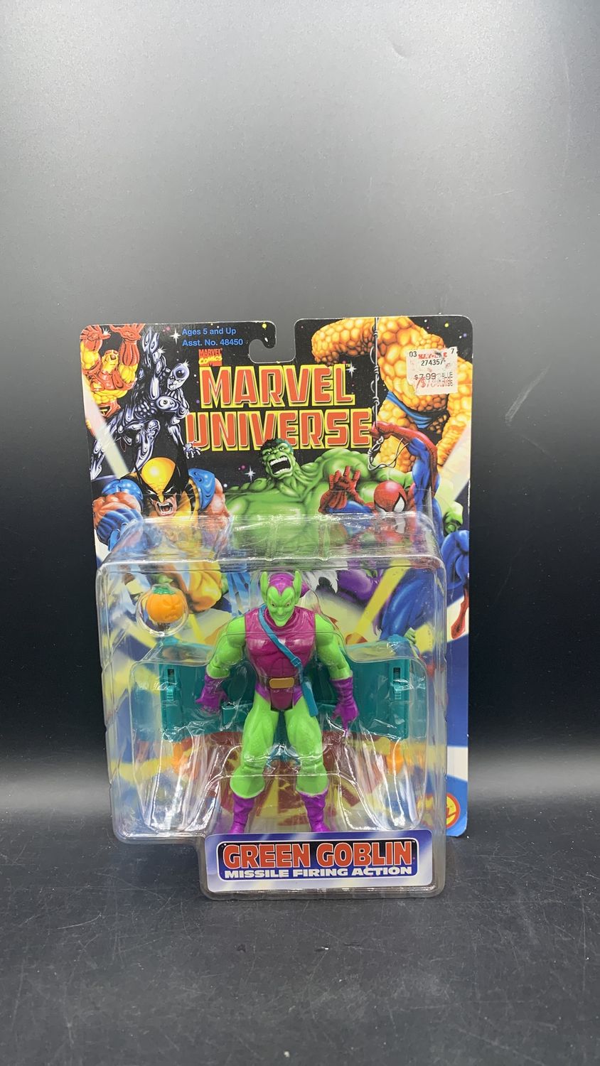 Toy Biz Marvel Universe Green Goblin Missile Firing Action Figure 1996