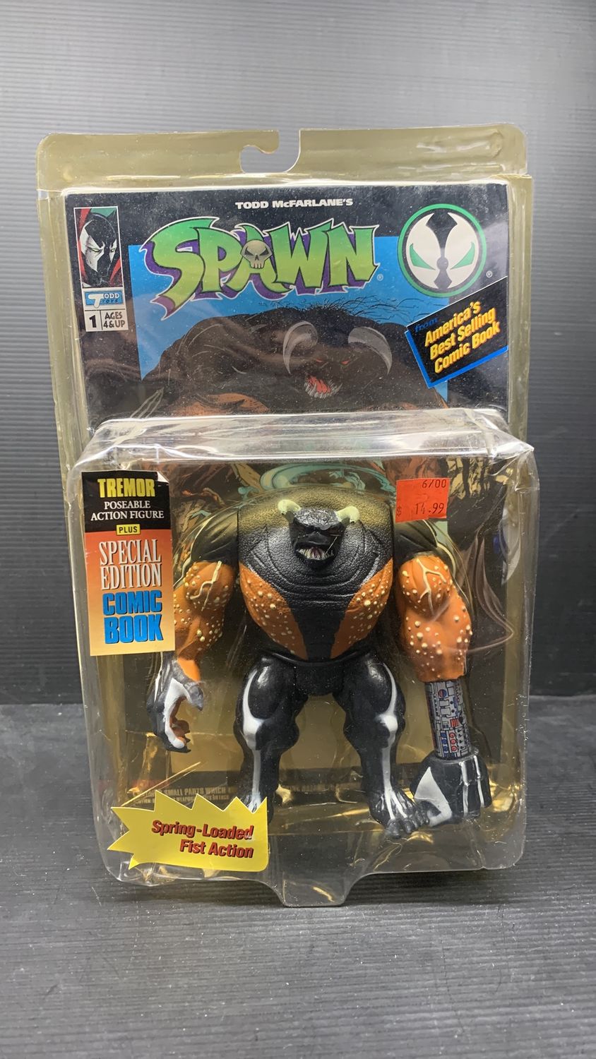 McFarlane Toys Spawn Tremor Poseable Action Figure 1994 Damaged Package