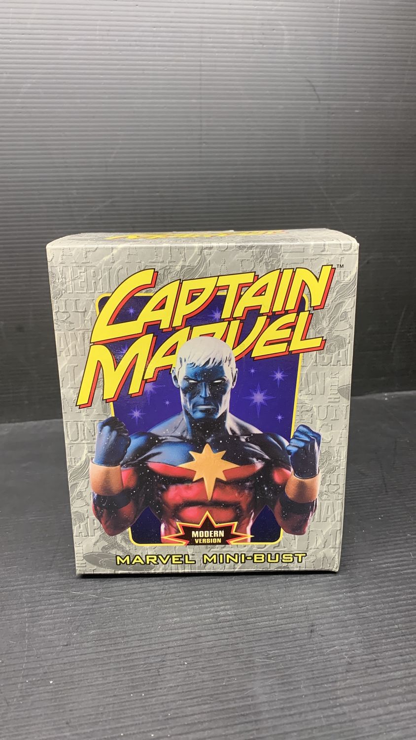 Bowen Designs Marvel Captain Marvel Modern Version Mini-Bust (used) 2002