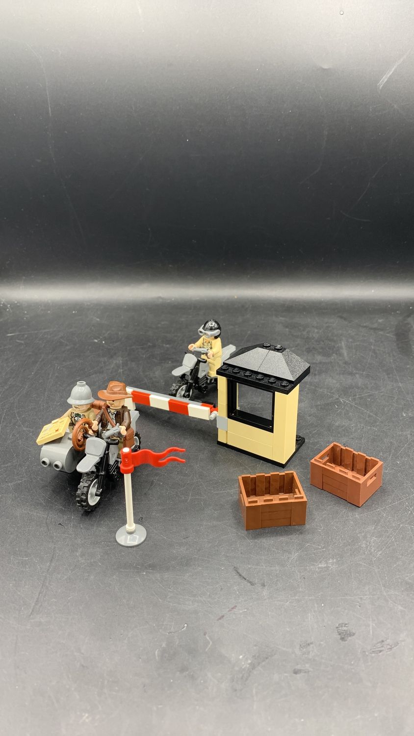 Lego 7620 Indiana Jones Motorcycle Chase 2008 (used) 100% Complete