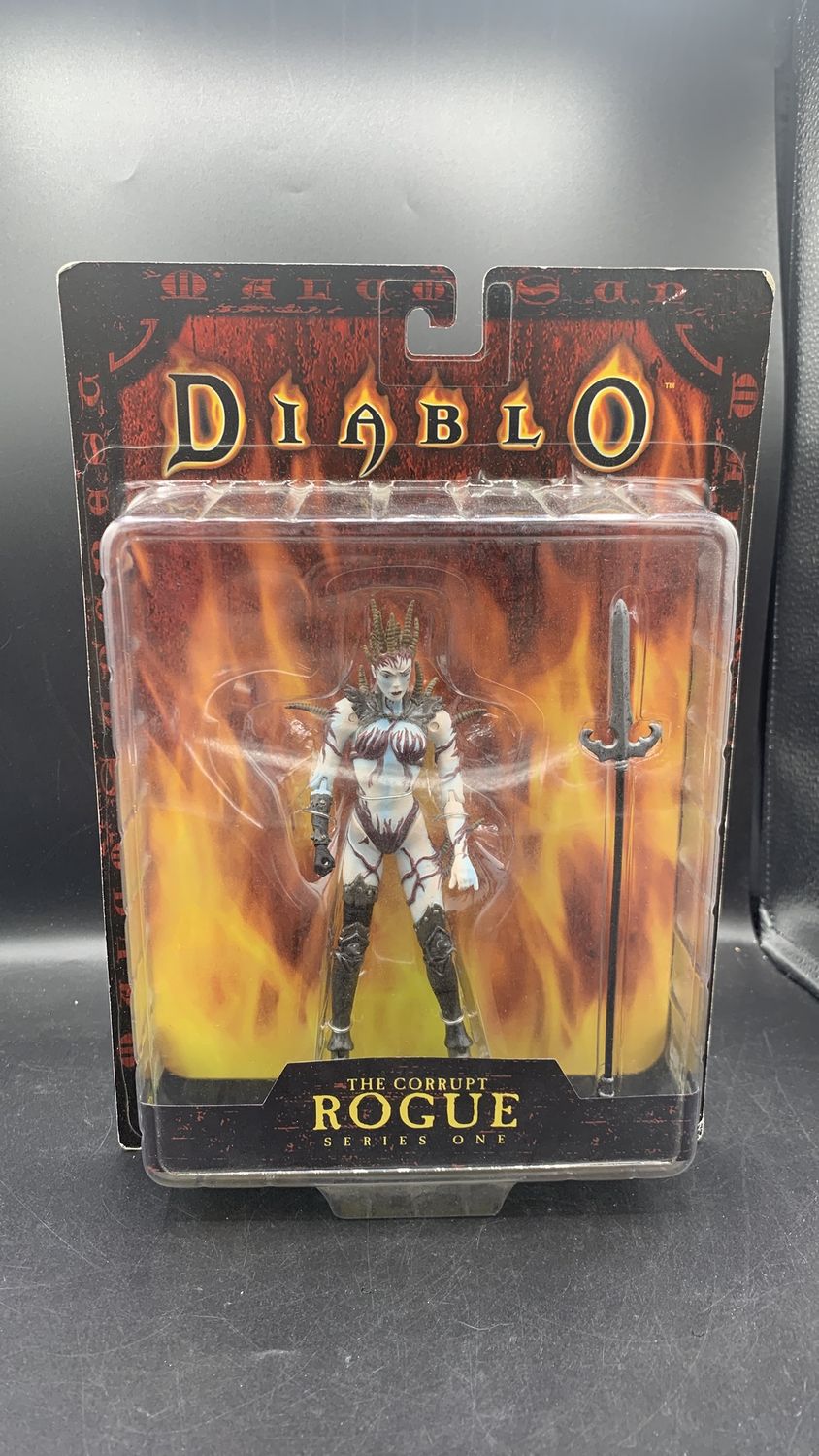 Blizzard Toycom Diablo Series One The Corrupt Rouge Action Figure 2004