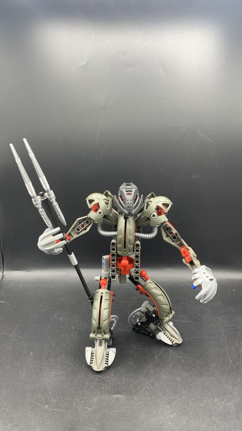 Lego 8593 Bionicle Makuta 2003 (used) 100% Complete