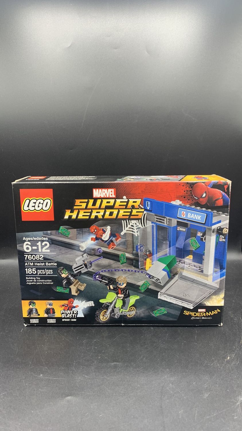 Lego 76082 Marvel Superheroes ATM Heist Battle 2017 (used) Open Box