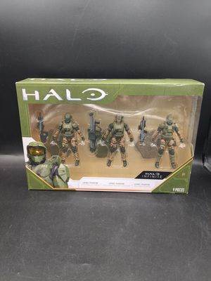 Wicked Cool Toys Halo Infinite Three UNSC Marine Figures with Assault Rifle, SPNKr Rocket Launcher, and Battle Riffle 2021