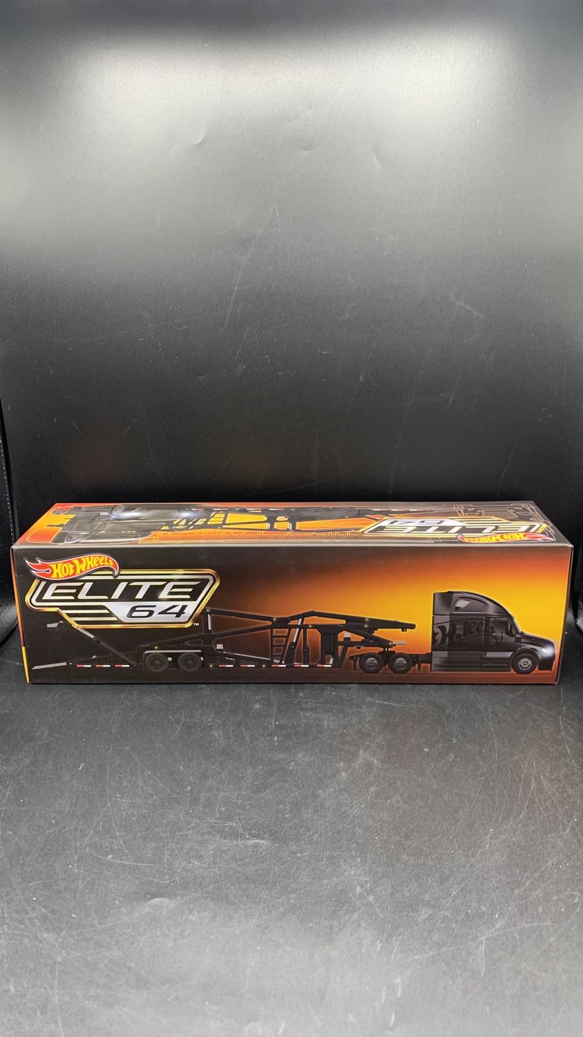 Mattel Hot Wheels Elite 64 Real Riders Freightliner Cascadia 2024