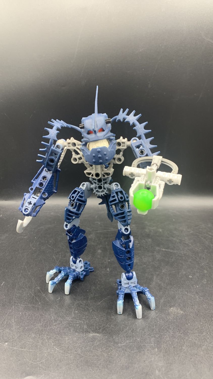 Lego 8902 Bionicle Vezok 2006 (used) 100% Complete