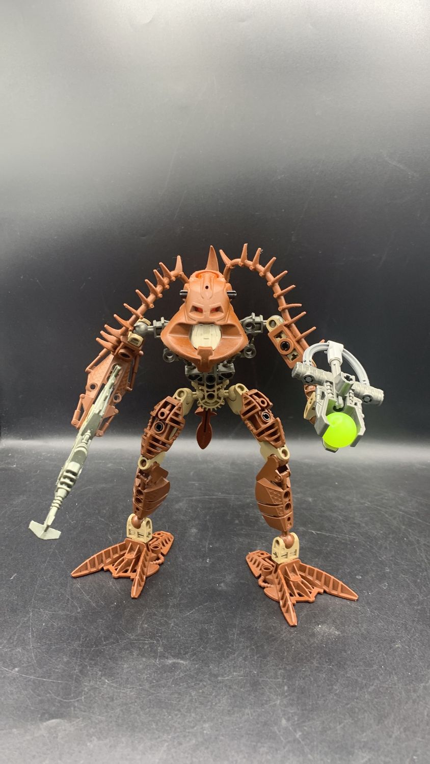 Lego 8904 Bionicle Avak 2006 (used) 100% Complete