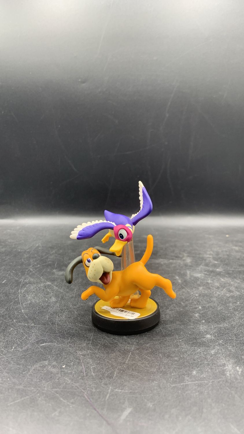 Nintendo Amiibo Duck Hunt Dog (used)