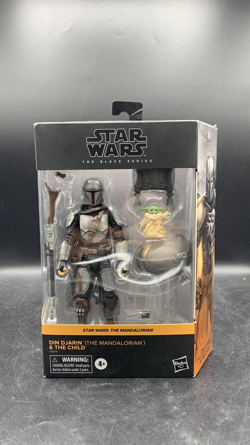 Hasbro Star Wars The Black Series Din Djarin (The Mandalorian) &amp; The Child Action Figures 2020