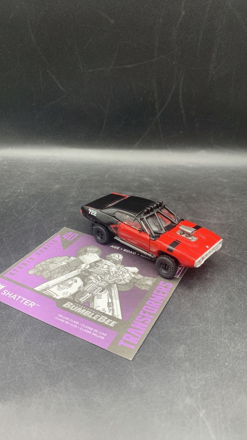 Hasbro Transformers Studio Series 40 Shatter [Car] Action Figure 2018 (used)