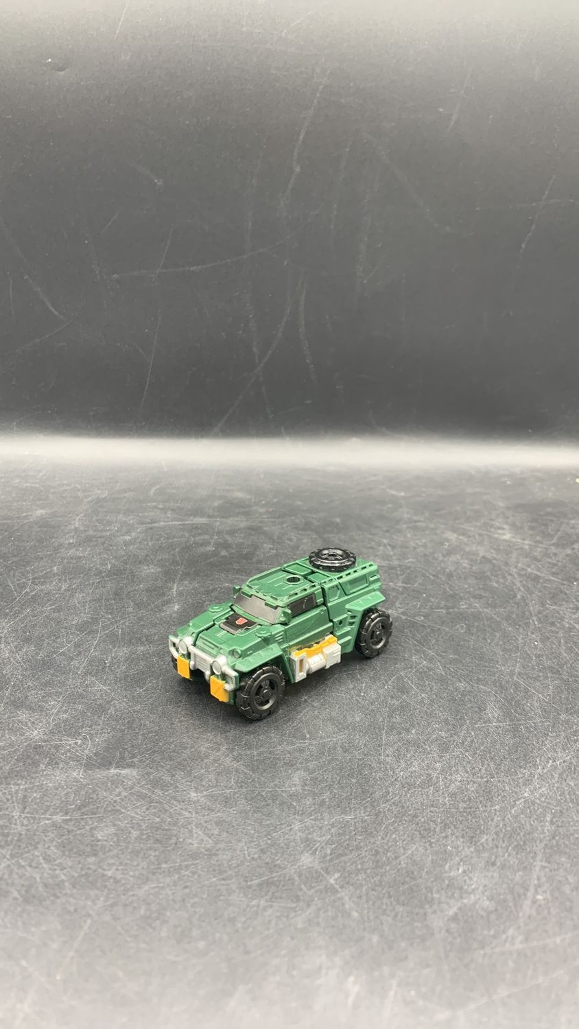 Hasbro Transformers Titans Return Brawn Action Figure 2017 (used)