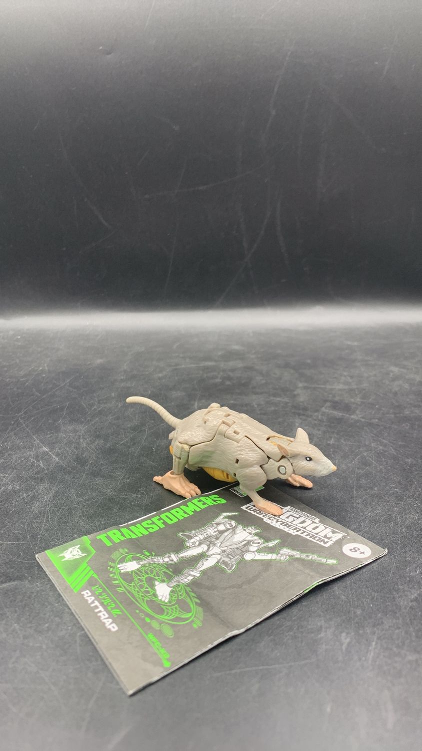 Hasbro Transformers War For Cybertron Kingdom Rattrap Action Figure 2021 (used)
