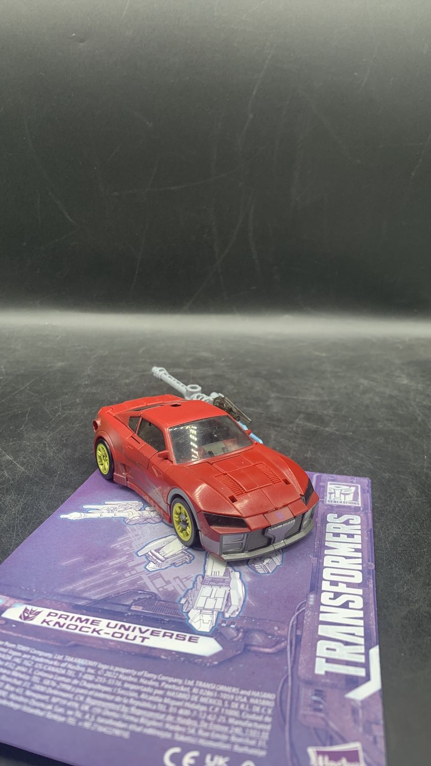 Hasbro Transformers Legacy Knockout Action Figure 2022 (used)