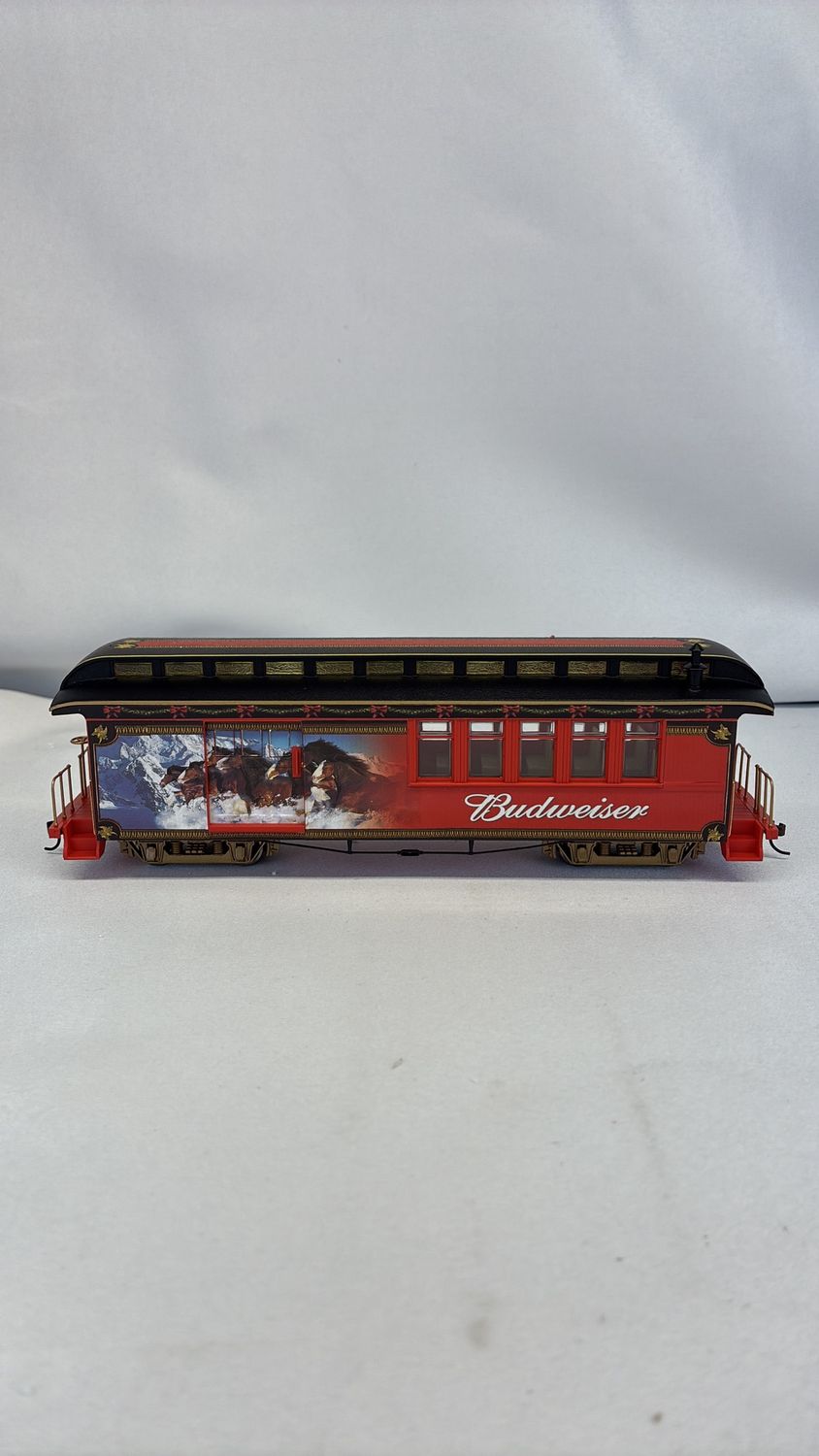 Hawthorne Village Budweiser O Scale Train Holiday Express Clydesdale Free Spirit Tracks