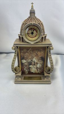 Vintage The Pope John Paul II Collector Clock  Danbury Mint, Original Box