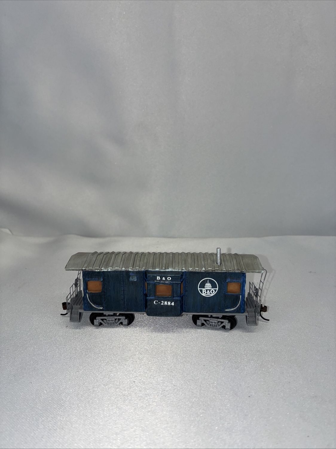 Hawthorne Village B &amp; O C-2884 Railway Train Caboose HO scale