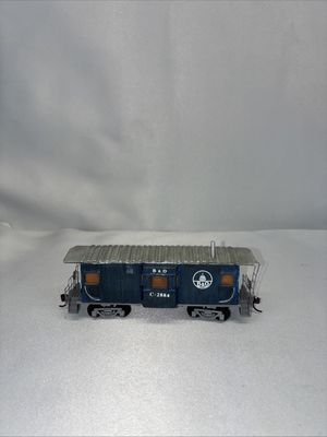 Hawthorne Village B &amp; O C-2884 Railway Train Caboose HO scale