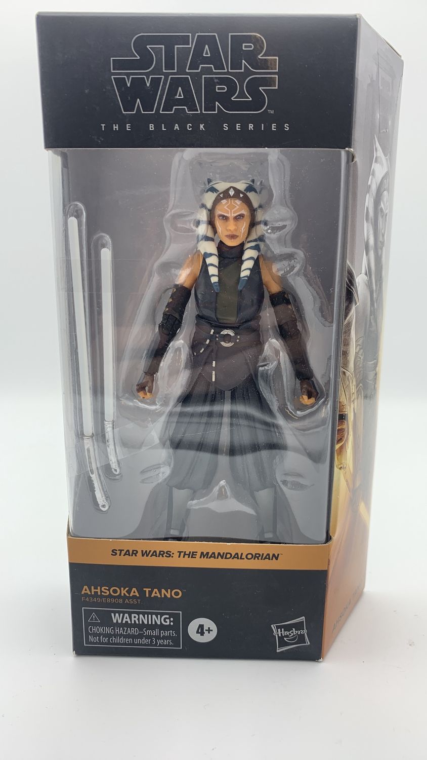 Hasbro Star Wars Black Series Ahsoka Tano (The Mandalorian) Figure 2022