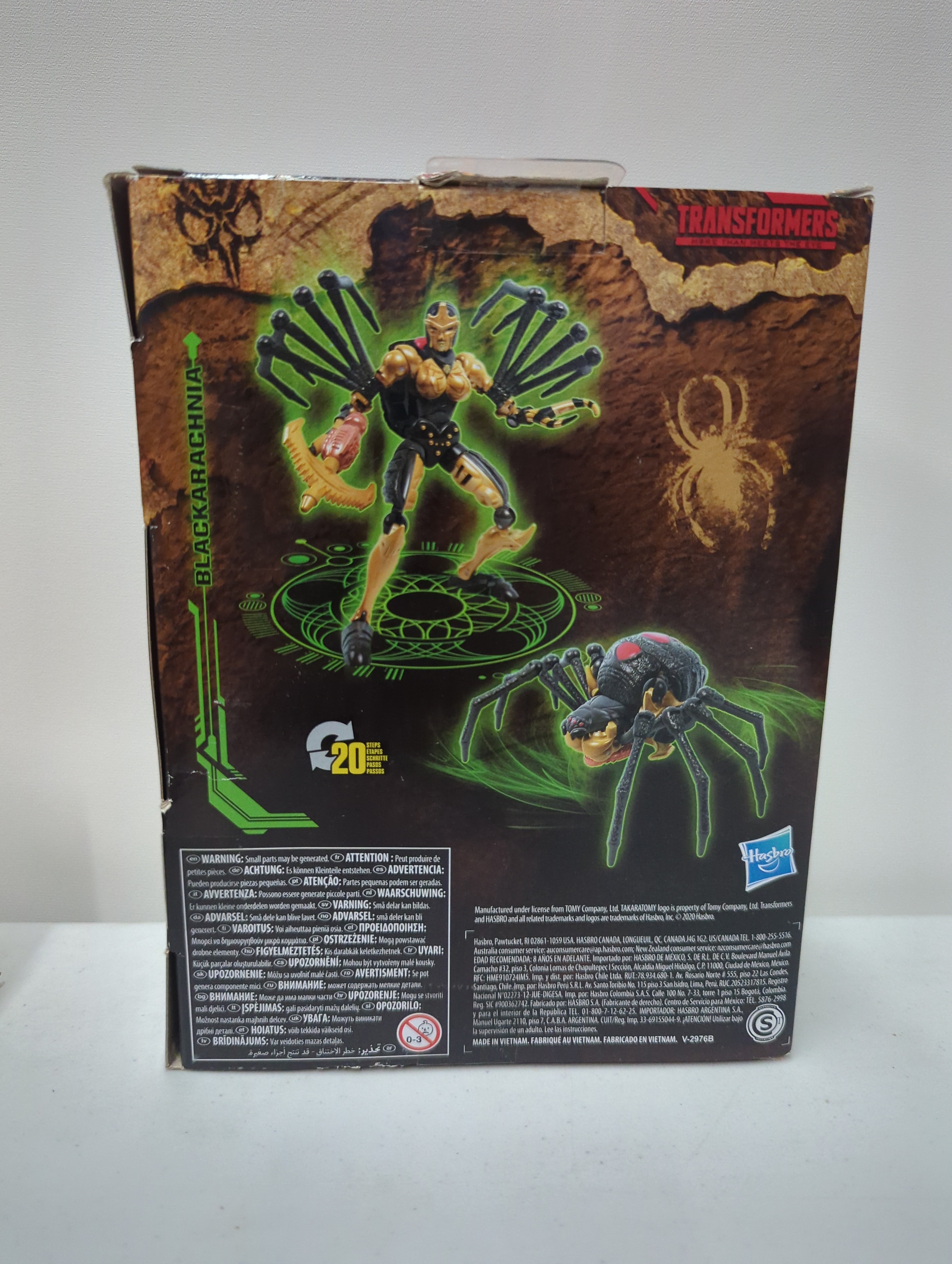 Transformers Kingdom war for Cybertron trilogy Blackarachnia Figure view 2
