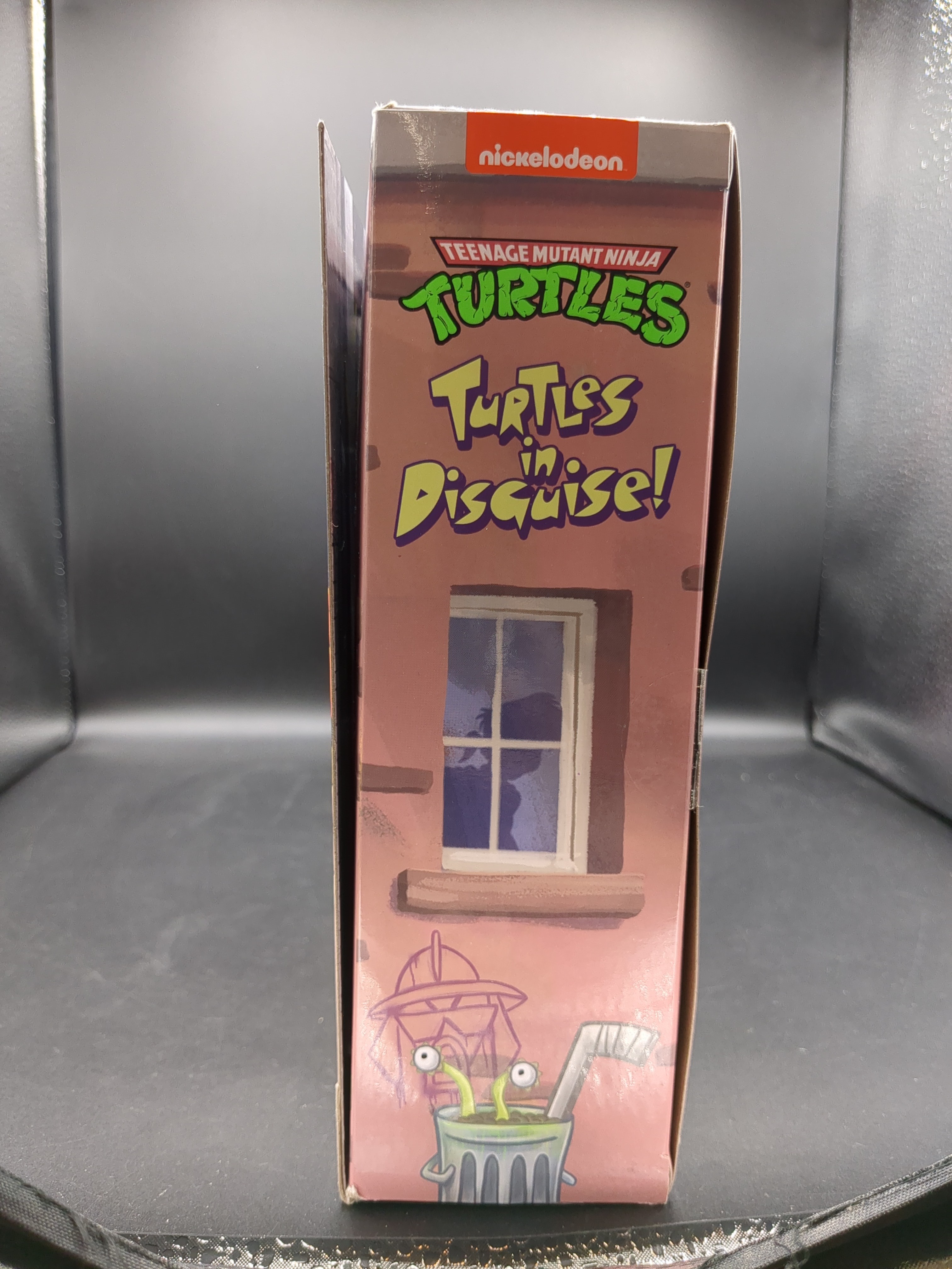 NECA TMNT Turtles in Disguise! Figures 4 - Pack view 2