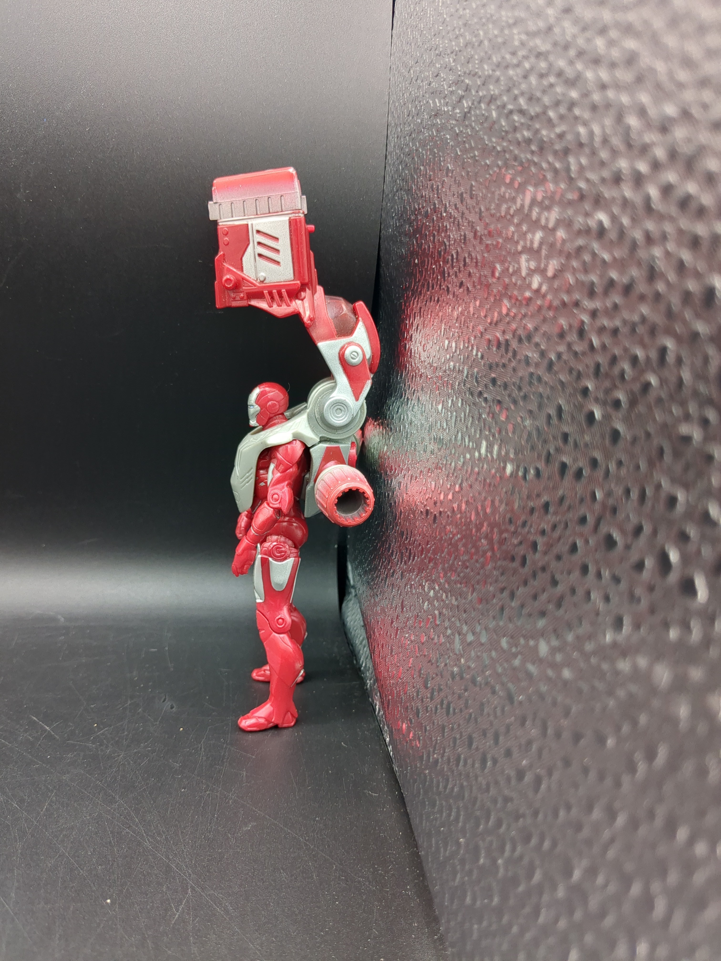 Hasbro: Marvel Universe; Ironman Mark 50 Figure (used) view 2