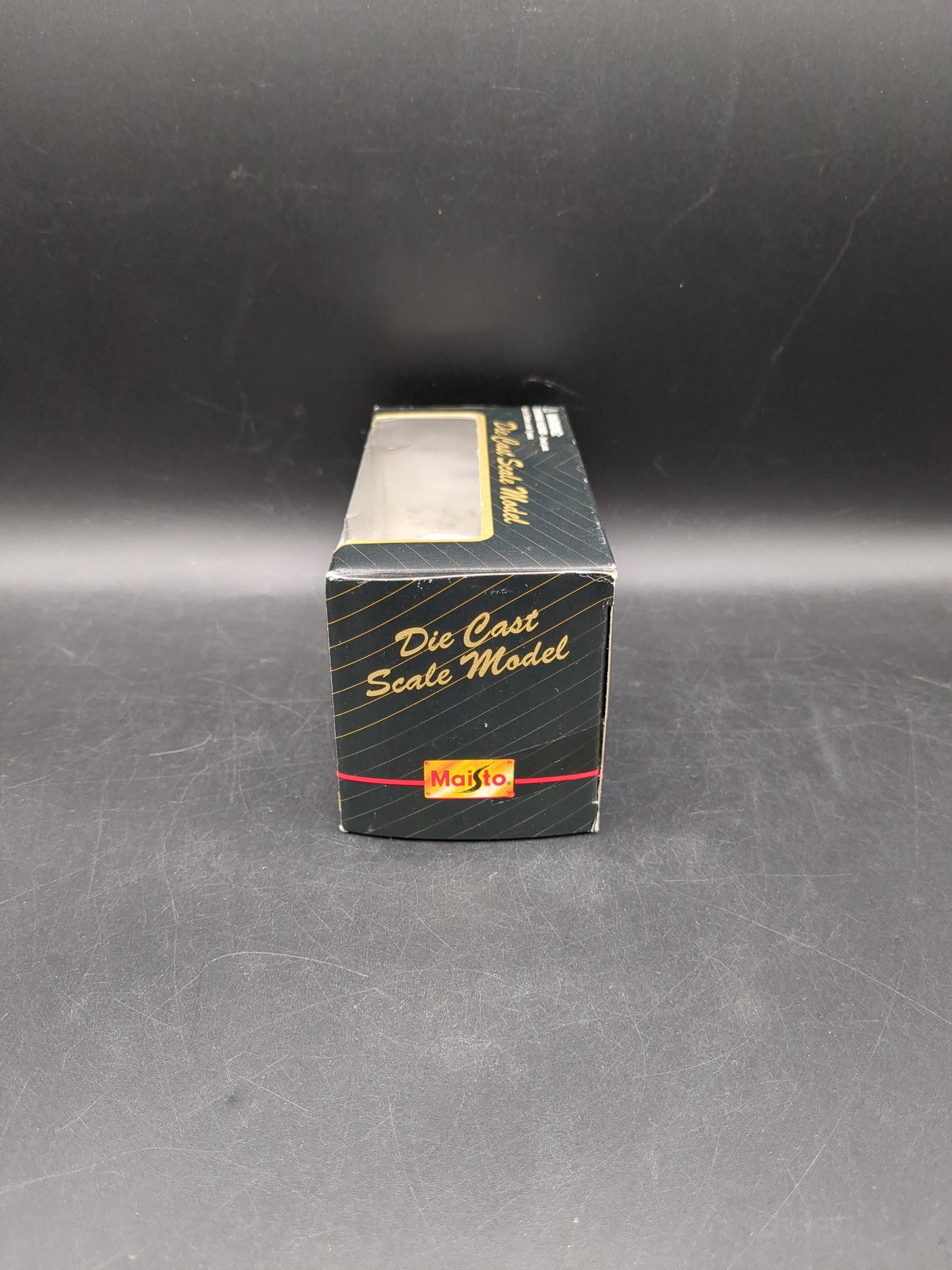 Maisto Motorized Dodge RT/10 Car Scale 1:36 view 2