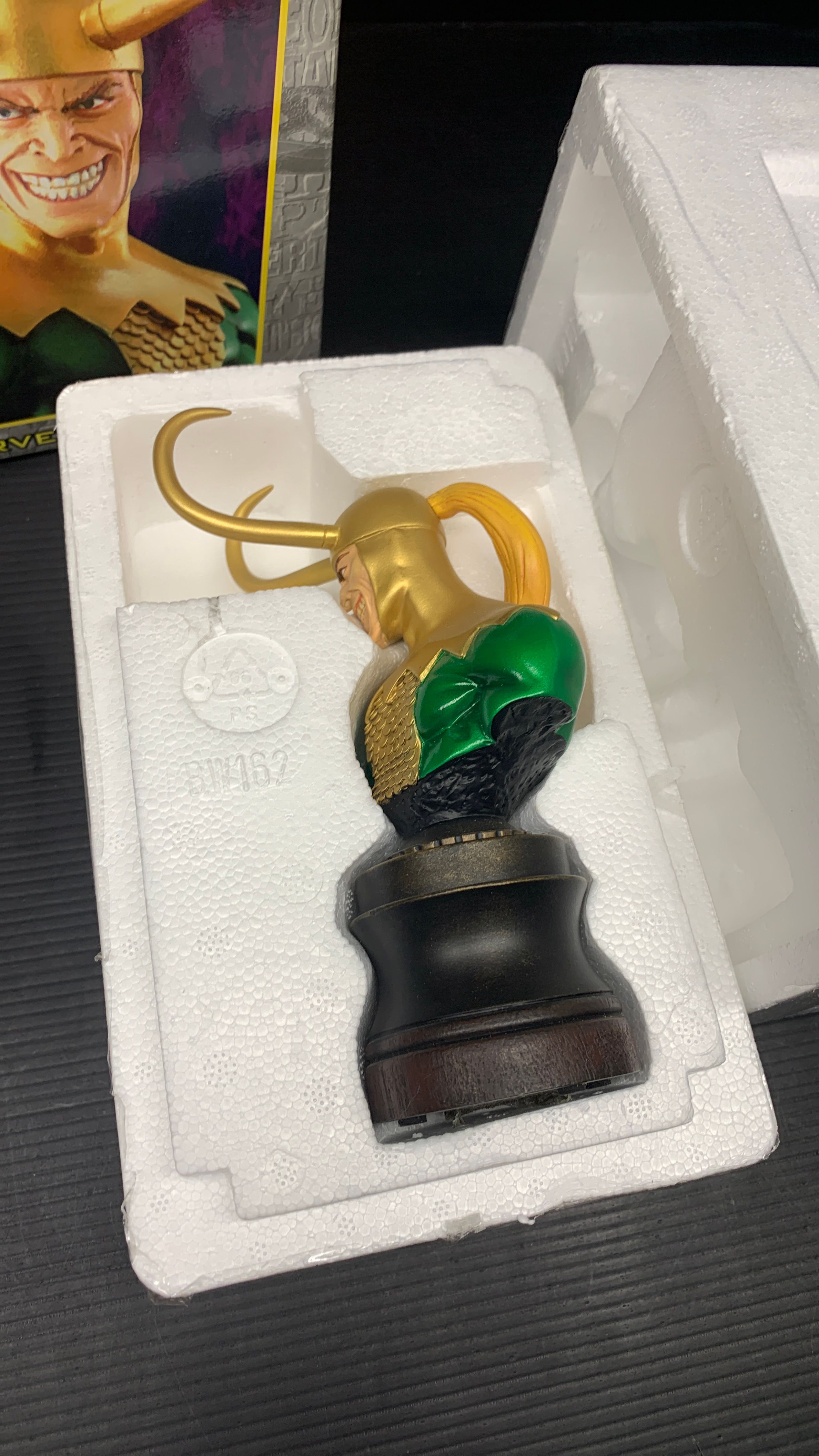 Bowen Designs Marvel Loki Mini-Bust (used) 2002 view 2