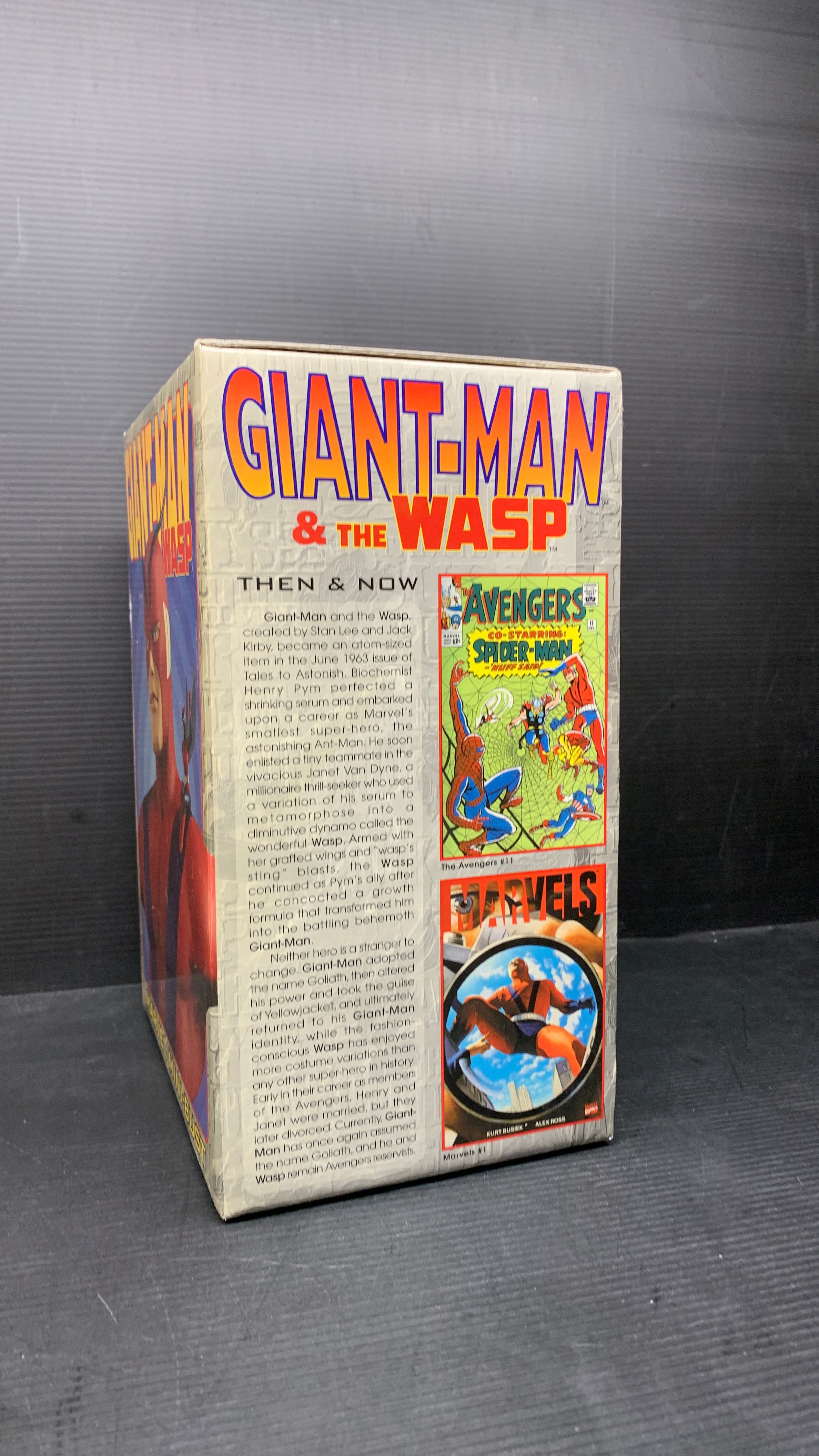Bowen Design Marvel Giant-Man & the Wasp Mini Bust (used) 2001 view 3