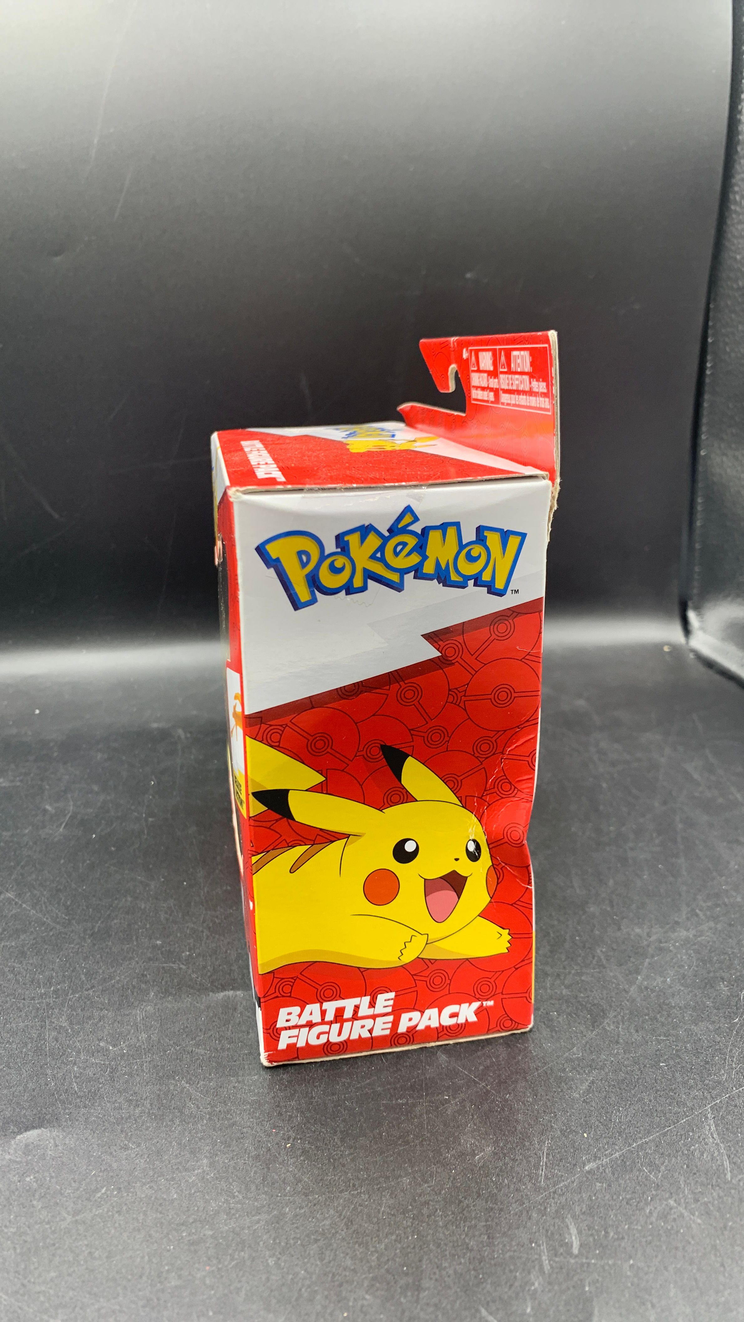 Jazwares Pokémon Battle Figure Pack Pikachu Vs Charizard Action Figures 2023 Damaged Box view 3