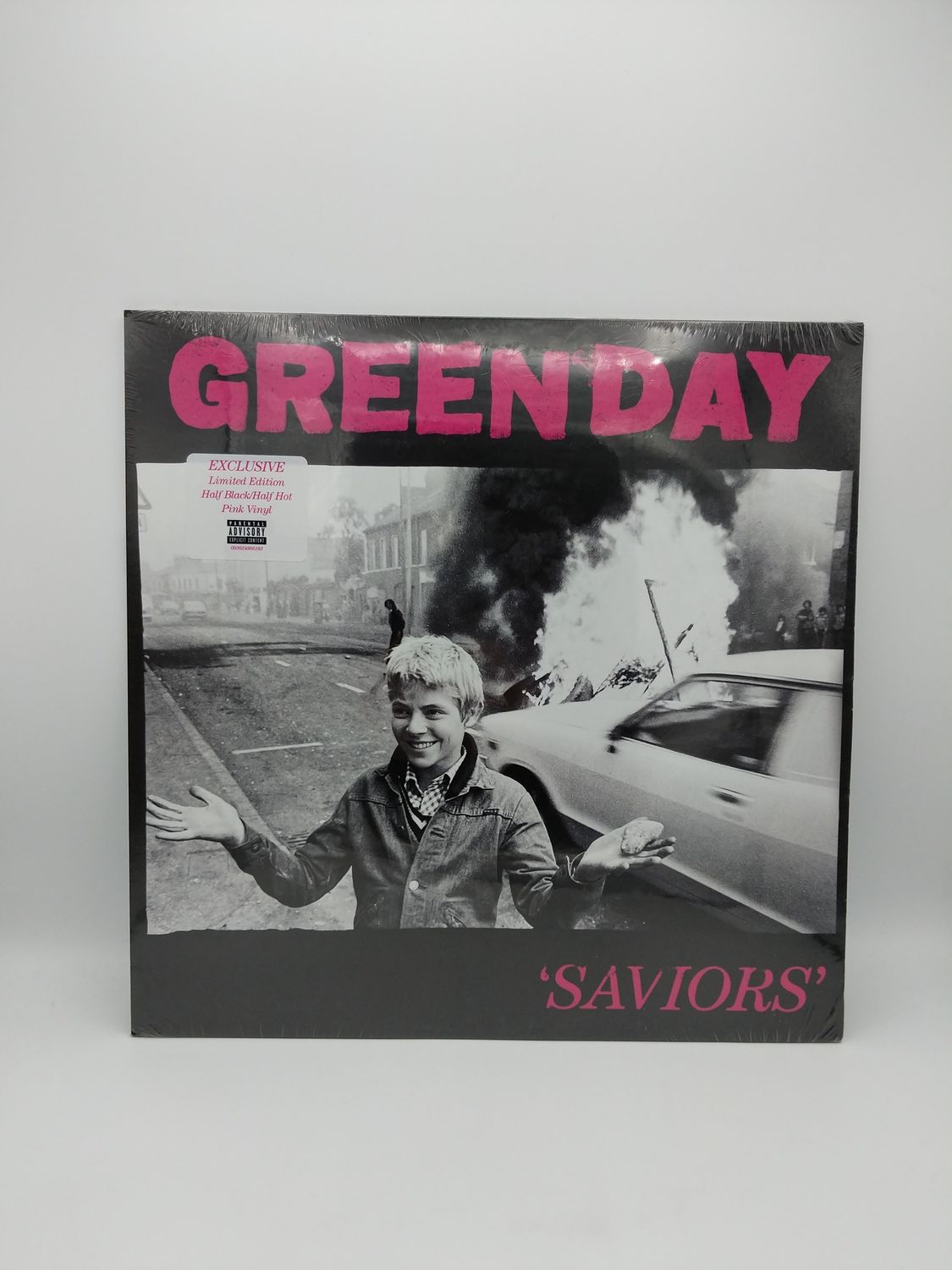 Vinyl Record | Green Day | ‘Saviors’ Half Black/Half Hot Pink Vinyl