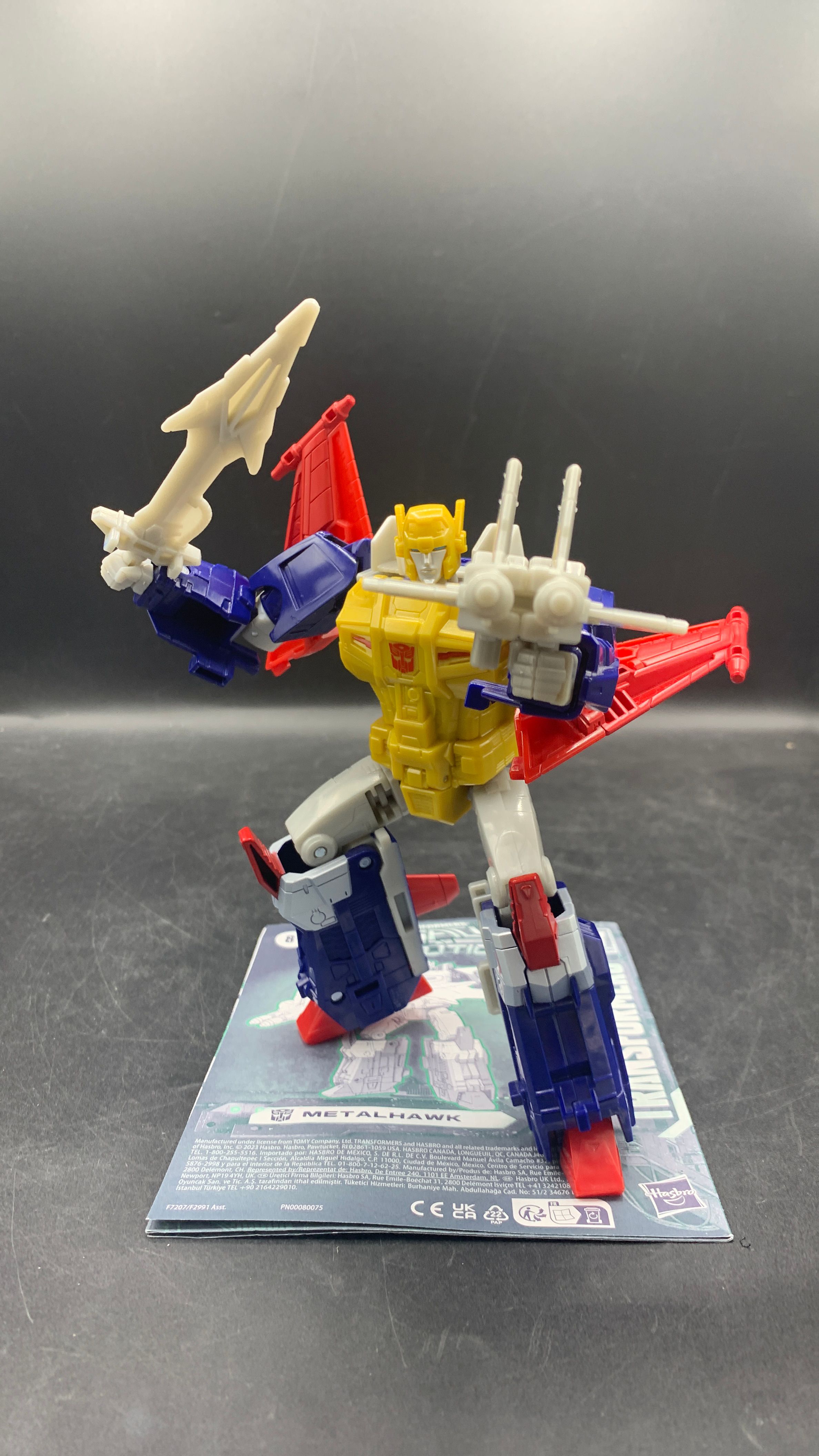 Hasbro Transformers Legacy Evolution Metalhawk Action Figure 2023 (used) view 2
